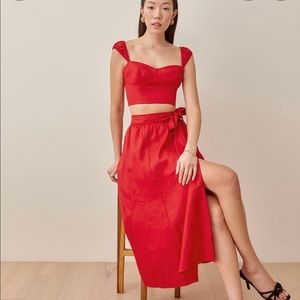 NWT - Clyde linen cherry red two piece
